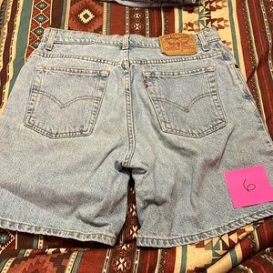 Mid thigh length size 12 hemmed vintage Levi’s shorts! Excellent condition!